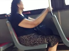 এক মহিলা বহু পুরুষ হ ...