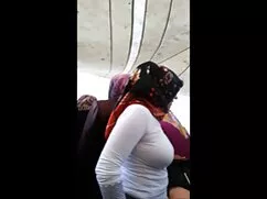 সুন্দরী সানি লিওন এই ...